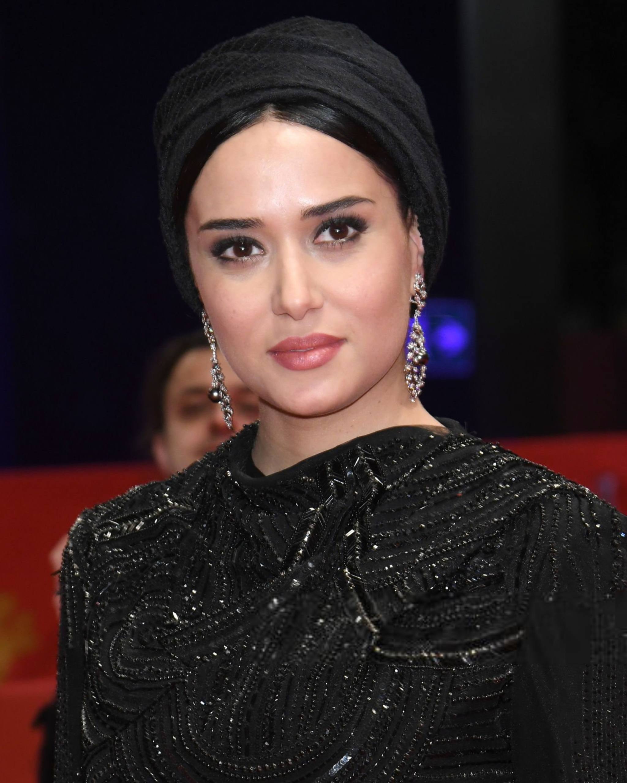 پریناز ایزدیار ۴۰ ساله شد!